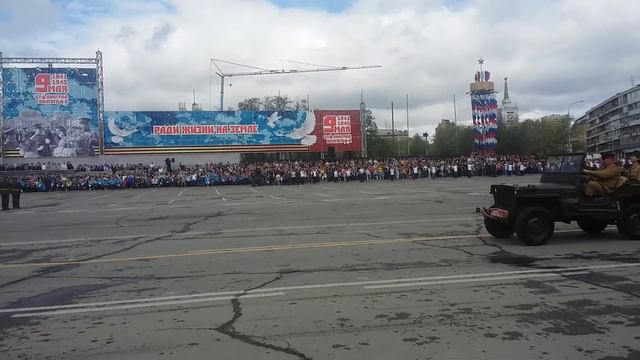 Парад в г.Волгоград (Военная техника.часть.1) смотреть онлайн