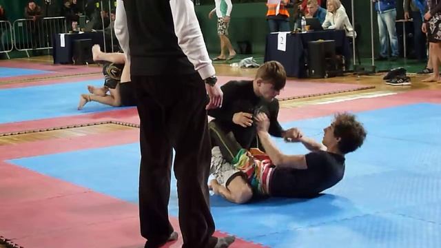 Александр Крупенкин  Чемпионат Киева по бразильскому джиу джитсу 26 марта 2016г  Бой 2