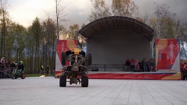 Stuntriding Fire Moto show in Russia / Мотошоу по русски смотреть онлайн
