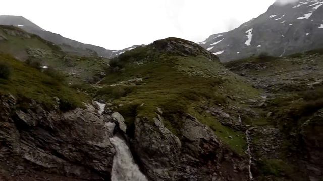 Водопад на реке Маруха. Бушующая мощь! / Waterfall On The Maruha River (Caucasus). Raging Power!