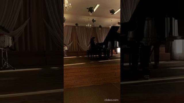 Бах И.С. Прелюдия и Фуга ре минор 1 том ХТК. смотреть онлайн