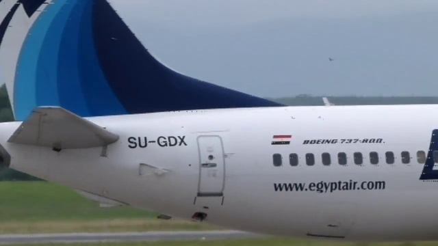 Egyptair Boeing 737-800 landing & take-off @ GVA - 28/7/2012 смотреть онлайн