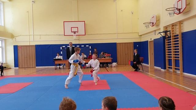 Детский турнир по каратэ (кумите WKF), 9 лет, 09.02.2020 смотреть онлайн