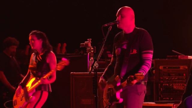 Bullet With Butterfly Wings (Live At Barclays Center/ December 10th 2012)