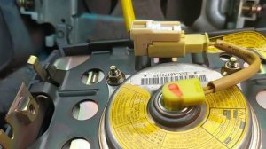 тойота ипсум - коротко о подушке безопасности