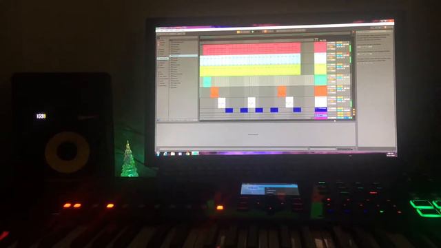 BEST SONG EVER ABLETON 10 CTRL 49 смотреть онлайн