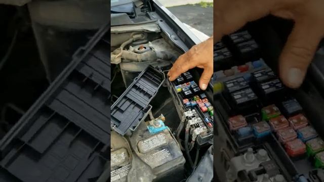 How To Fix AC Problem on a 2012 Ford Escape (Spanish) смотреть онлайн