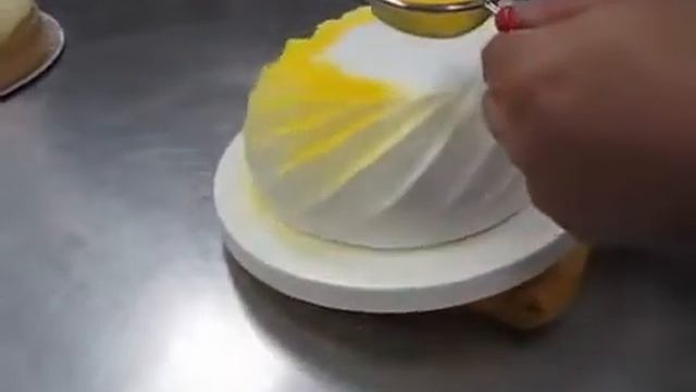 Украшение торта цветной присыпкой смотреть онлайн