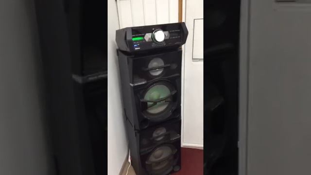 Музыкальный центр Sony SHAKE-66D смотреть онлайн