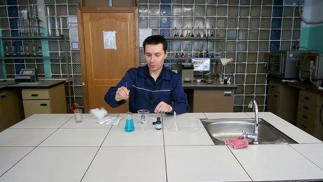 Адсорбция. Простой эксперимент дома / ХимХоп смотреть онлайн
