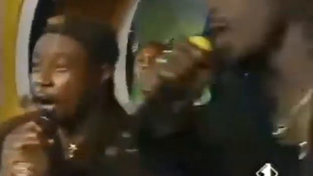 Watch George Weah, Taribo West and Co sing for Africa смотреть онлайн