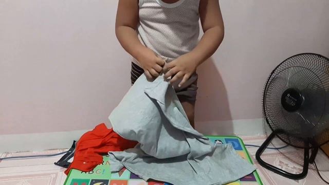 Stephen Unboxing Roblox T-shirt смотреть онлайн