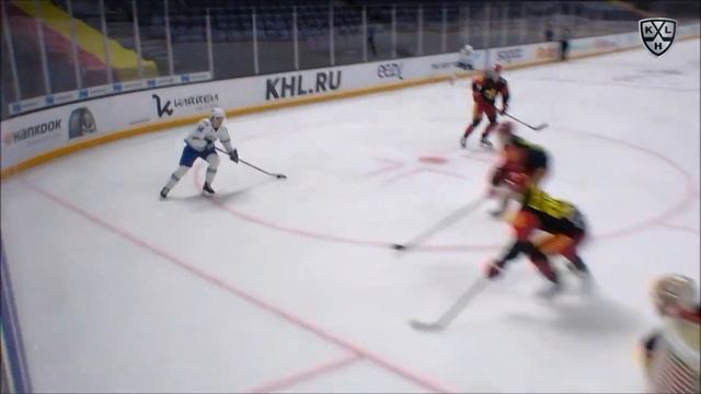 Кертис Волк #14 покидает 