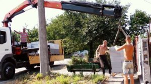 Разгрузка шлакоблока манипулятором 400шт