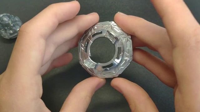 РОАР БАГАМУТ РАСПАКОВКА / ROAR BAHAMUT UNBOXING / BEYBLADE BURST DB RANDOM BOOSTER VOL 26 UNBOXING смотреть онлайн