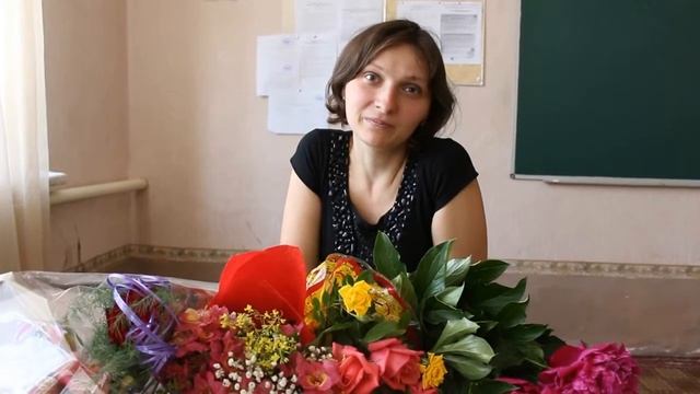 "Это все она.." Выпускное видео про классных руководителей 9-А и 9-Б классов 2018 смотреть онлайн