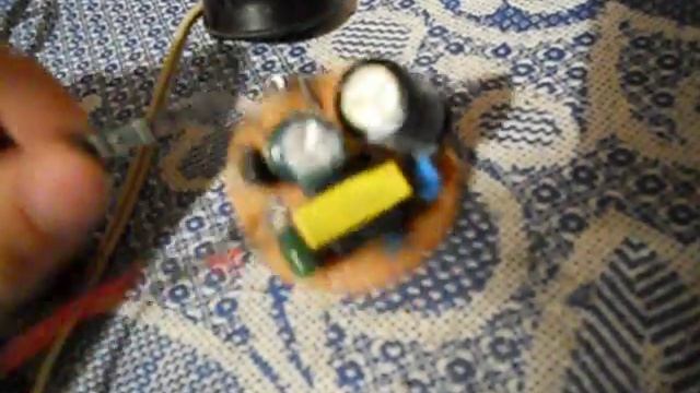 Как подключить строчный трансформатор от баласта энерго сберегательной лампы. смотреть онлайн