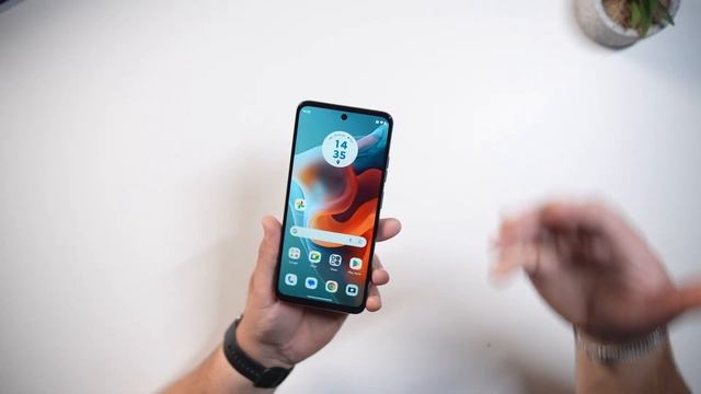 NOVO! Moto G34 5G! potente BARATO e BONITO! Unboxing смотреть онлайн