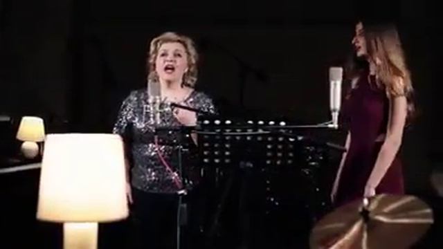 Лидия Исак и Лилия Шоломей "Broken Vow" (Lara Fabian Cover) смотреть онлайн