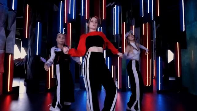 LISA - MONEY | dance cover by AXIS 23° смотреть онлайн