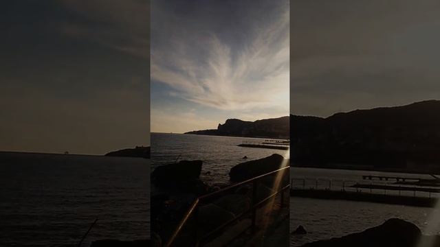 Алупка Крым, район пляжа Лягушка 18 мая 2020 г. смотреть онлайн