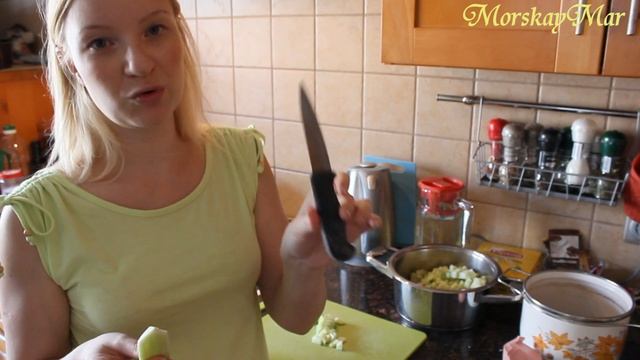 Кухонный влог: Готовлю окрошку и болтаю) смотреть онлайн