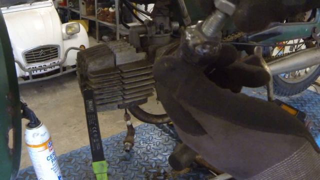Puch Maxi- WILL IT RUN? Part 1 смотреть онлайн