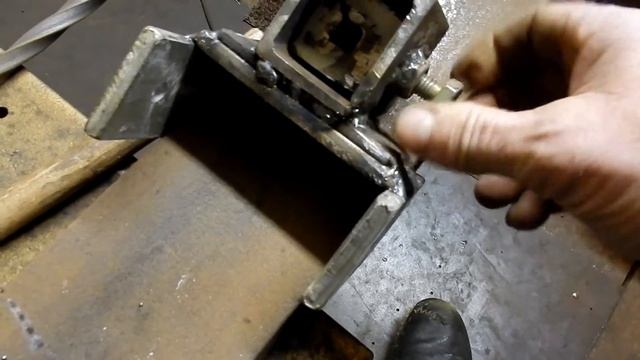 Обзор самодельного ручного станка для изготовления торсионов смотреть онлайн