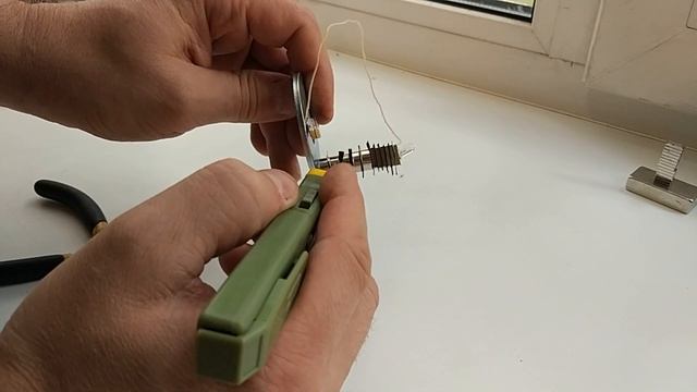 Электричество из постоянного магнита смотреть онлайн
