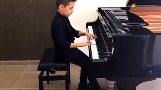 Comments on the performance of the contestant Jaime Lahoz (Belgium) смотреть онлайн