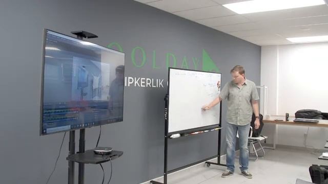 8 день Kaz Innovations смотреть онлайн