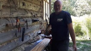 Стол из ствола яблони и брашированой сосны.
