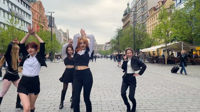 [KPOP IN PUBLIC | ONE TAKE] IVE 아이브 - 'I AM' Dance Cover Prague смотреть онлайн