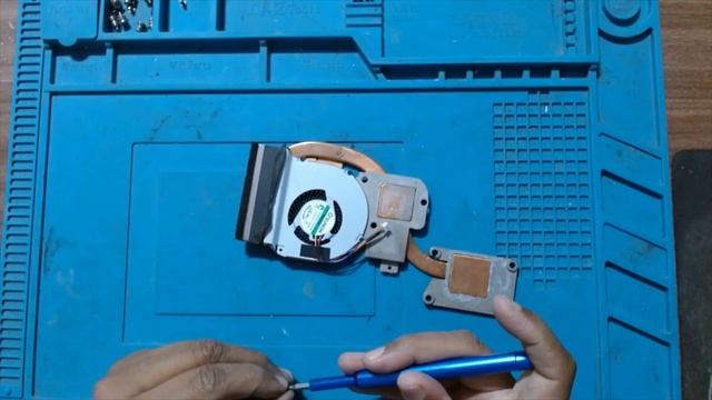 Dell Latitude E6440 CPU fan replace. смотреть онлайн