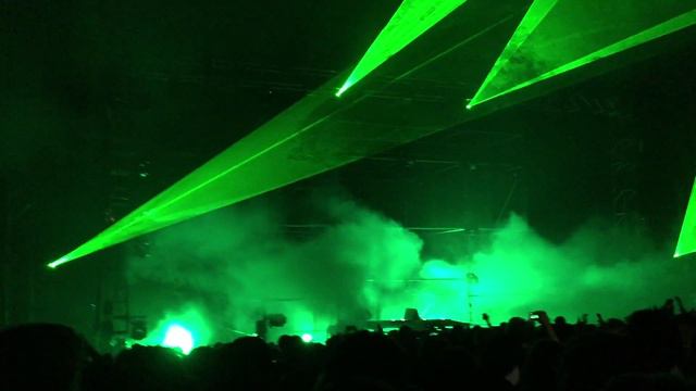 Eric Prydz - Rebel XX (Live At Creamfields 2015)