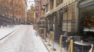 [4K]?? Снежная прогулка в Старом городе Стокгольма❄️