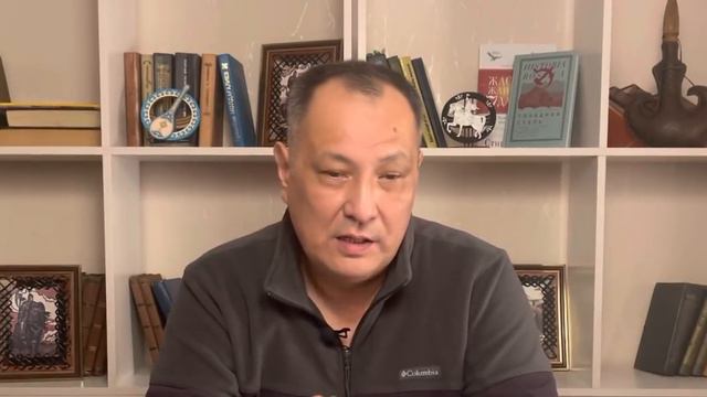 Властям Казахстана, Президенту, МВД, военной полиции о военной форме. Разъясните, кому что можно? смотреть онлайн