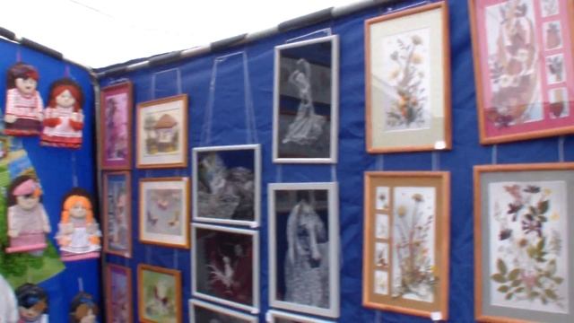 Ярмарка изделий декоративно-прикладного искусства «Тихвинский торг» смотреть онлайн