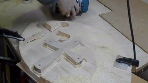 Вырезаем фрезером