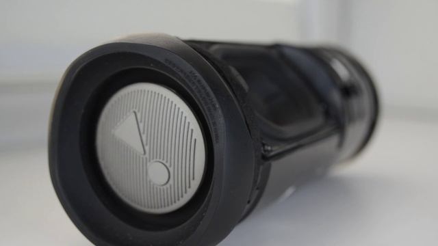 Колонка JBL FLIP 5 LFM 60% Bass Test РЕАКЦИЯ НА ПЕСНИ КРУТИМ, КАТИМ, СКАЖИ МНЕ ДА..... смотреть онлайн