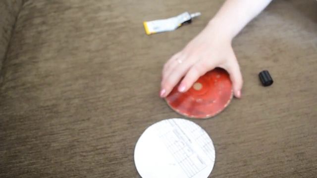 Подставка из CD дисков смотреть онлайн