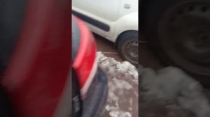 Замена ламп освещения заднего хода Nissan Almera G15