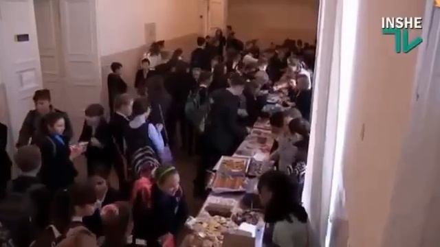 2015 год, обычное воспитательное мероприятие в школе украины