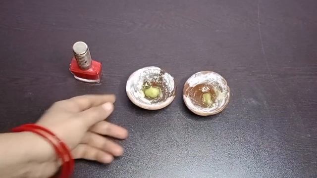 दिया में नेलपॉलिश डालते ही चौंक जाएंगे ? Kitchen Tips || Money Saving Tips || Cleaning Tips смотреть онлайн