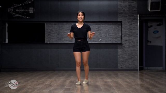 Styling Step back with Sophie Madison - Follower Kizomba Urbankiz Ladystyling смотреть онлайн