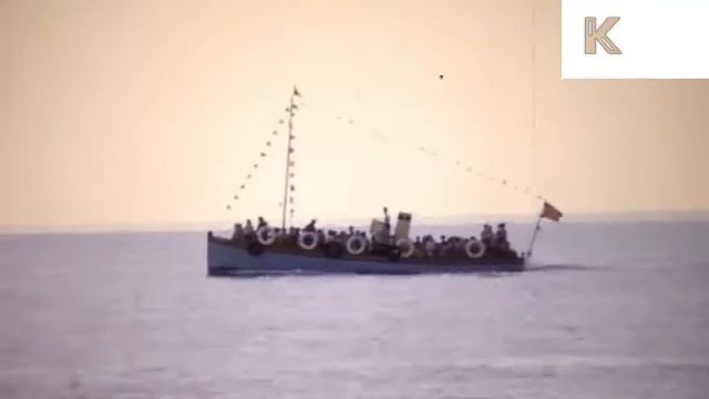 UK 1960s Families On The Beach, Summer Holidays, Colour 16mm смотреть онлайн