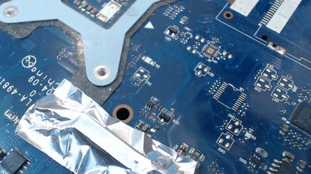 Ноутбук Toshiba Satellite L505 110, при включении белый экран смотреть онлайн