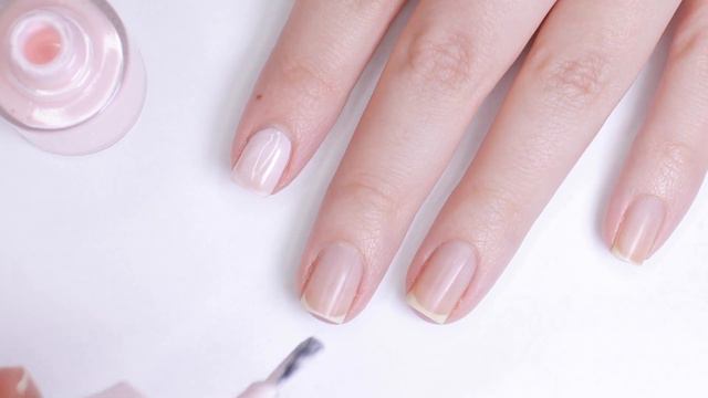 THE GAME-CHANGING TOOL FOR PEOPLE THAT SUCK AT PAINTING THEIR OWN NAILS？ смотреть онлайн
