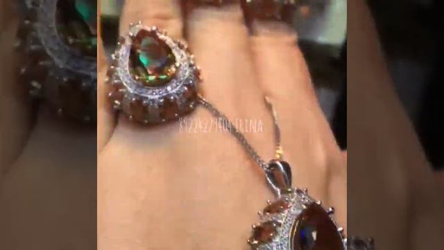 ПОД ЗАКАЗ ☑️
Камень Султанит Хамелеон 🦎
Серебро 925 родированное ✨ смотреть онлайн