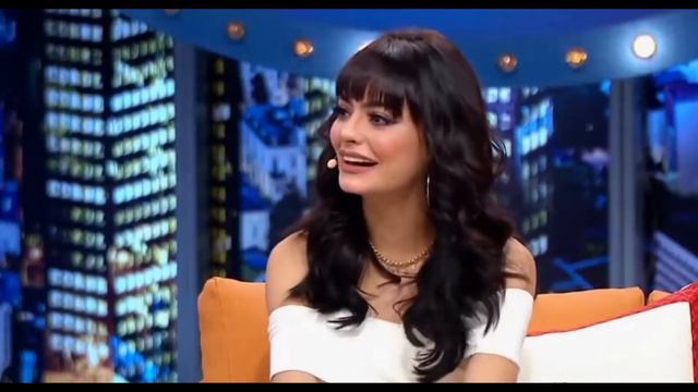 Maria Jose Vargas | Biography | Lifestyle | Networth | Family смотреть онлайн